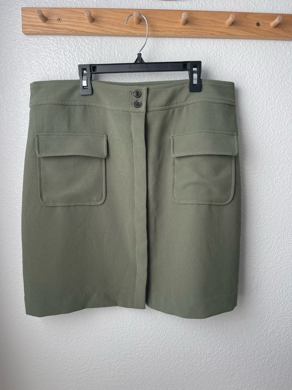 Banana Republic Olive Crepe Military Utility Skirt 14 Gorpcore Workwear Earthy